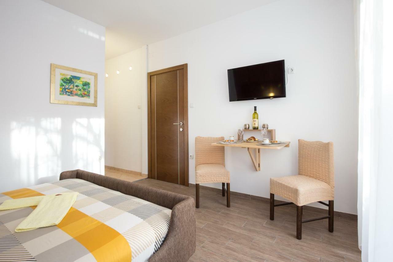 Guest House Krk Town Centre Exterior foto